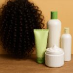 Os 10 Melhores Cremes para Cabelo Cacheado de 2024: DevaCurl, Lola Cosmetics e mais!